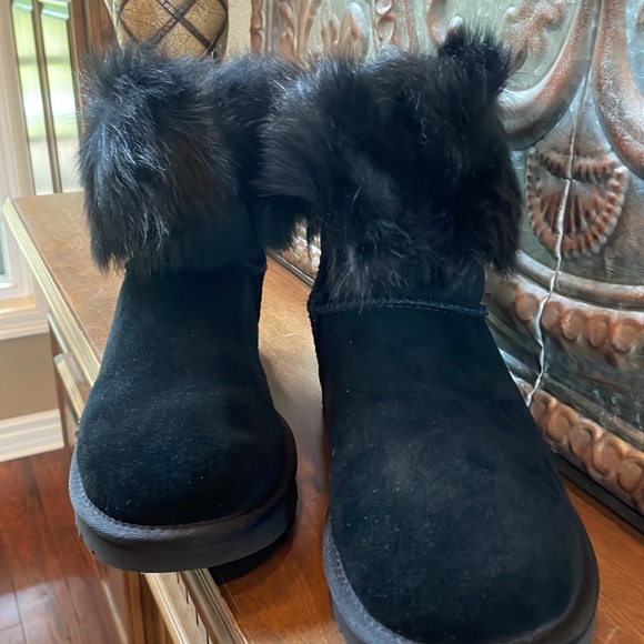 Boots with the fur - Picture 2 of 6